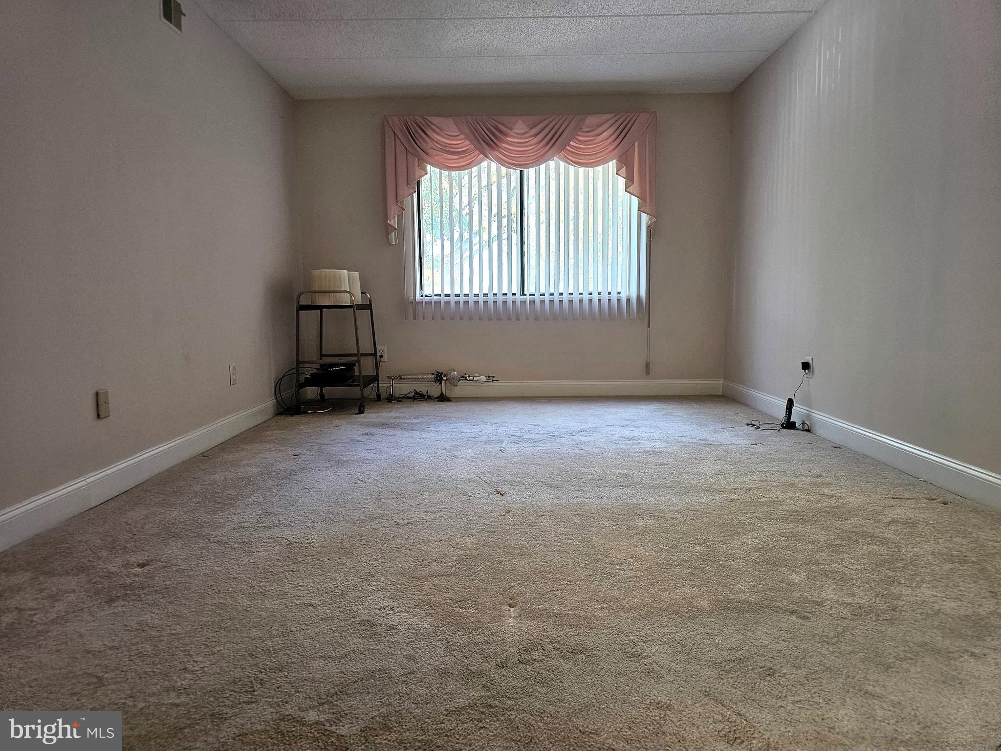 1000 Putnam Boulevard, Unit 307 Wallingford, PA 19086 - Photo 30 of 47 Bedroom