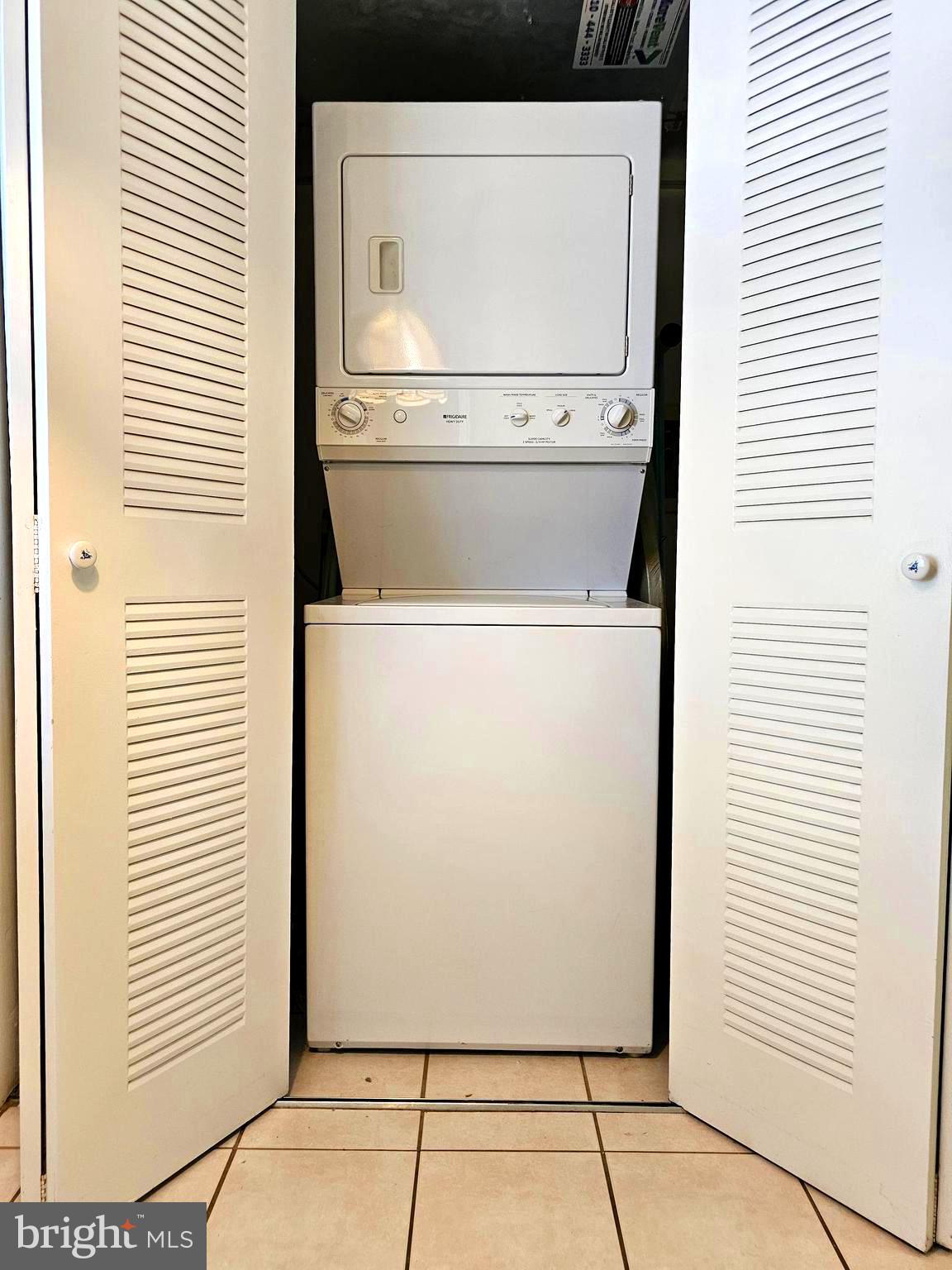 1000 Putnam Boulevard, Unit 307 Wallingford, PA 19086 - Photo 38 of 47 Washer/Dryer Unit To Remain