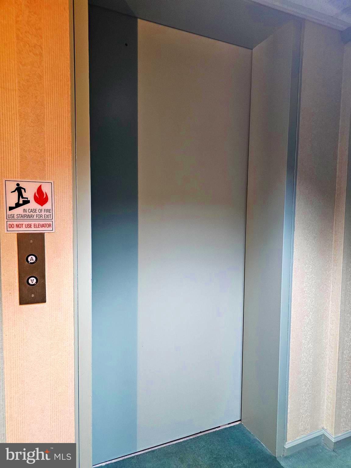 1000 Putnam Boulevard, Unit 307 Wallingford, PA 19086 - Photo 45 of 47 Elevator In Building