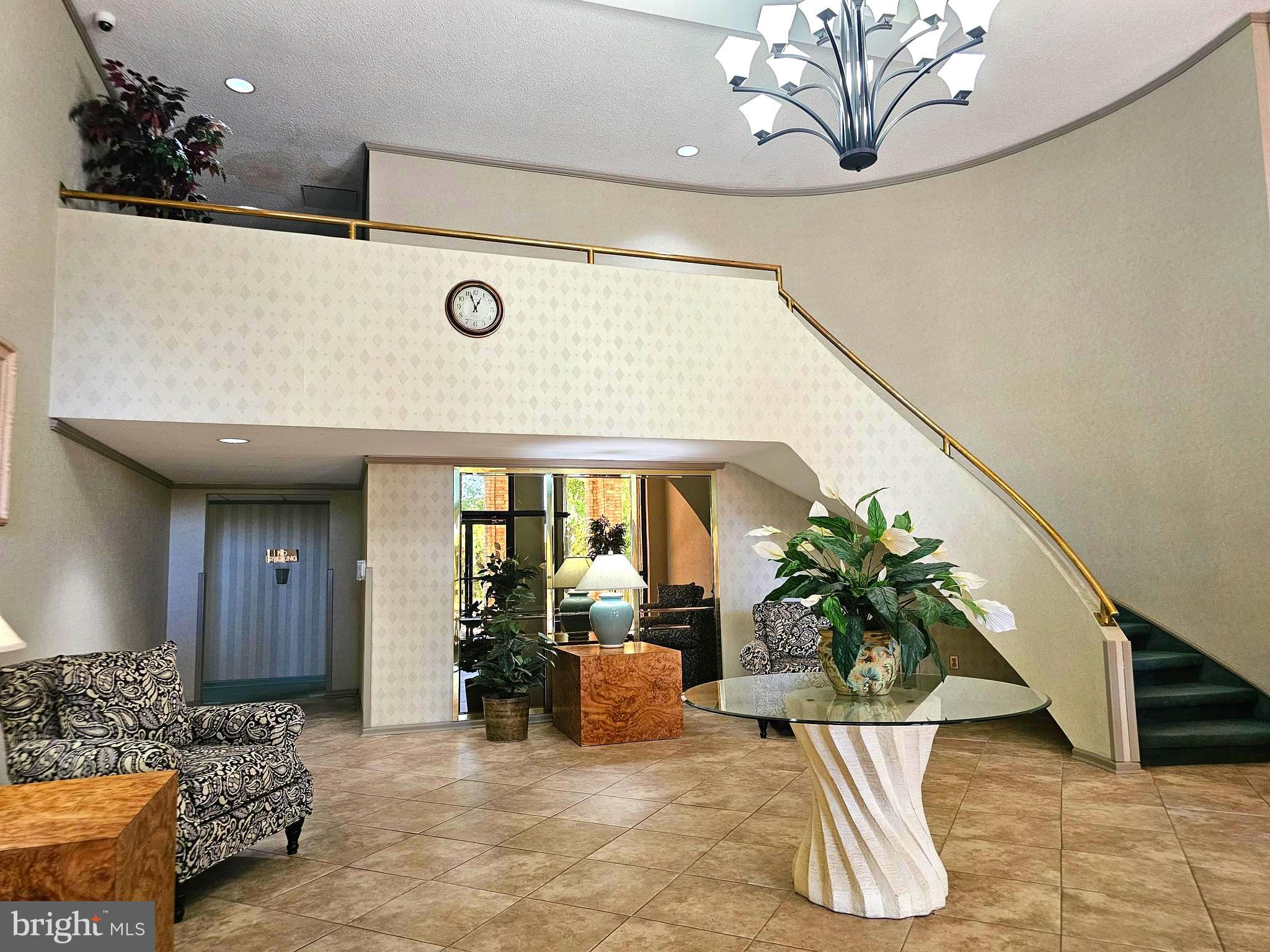 1000 Putnam Boulevard, Unit 307 Wallingford, PA 19086 - Photo 7 of 47 Main Lobby