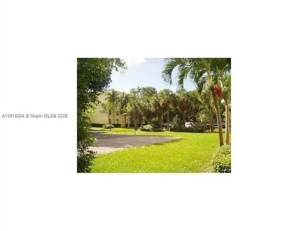 $275,000 | 1805 West 56th Street, Unit 412, Hialeah, FL 33012
