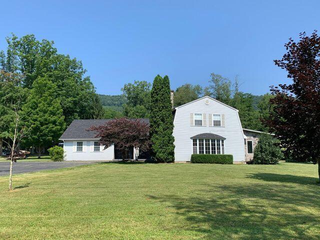 1277 Anjean Road Rupert, WV 25984 - Photo 3 of 50 Gallery Image 3