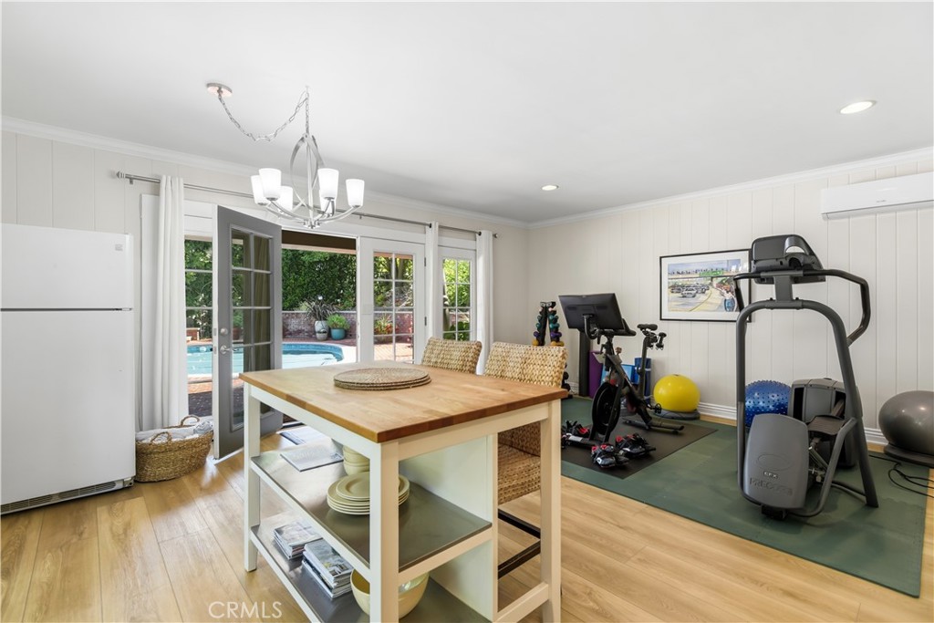 15946 Woodvale Road Encino, CA 91436 - Photo 32 of 51