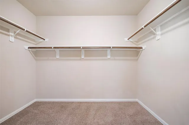 $525,000 | 2 Painted Post Place, Spring, TX 77389