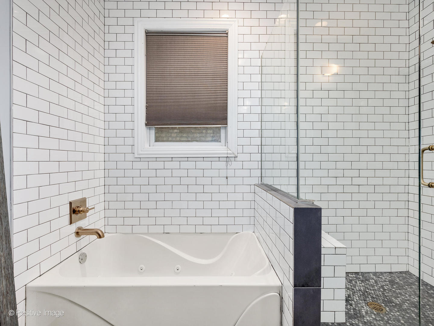 2427 West Rice Street, Unit 1 Chicago, IL 60622 - Photo 18 of 32