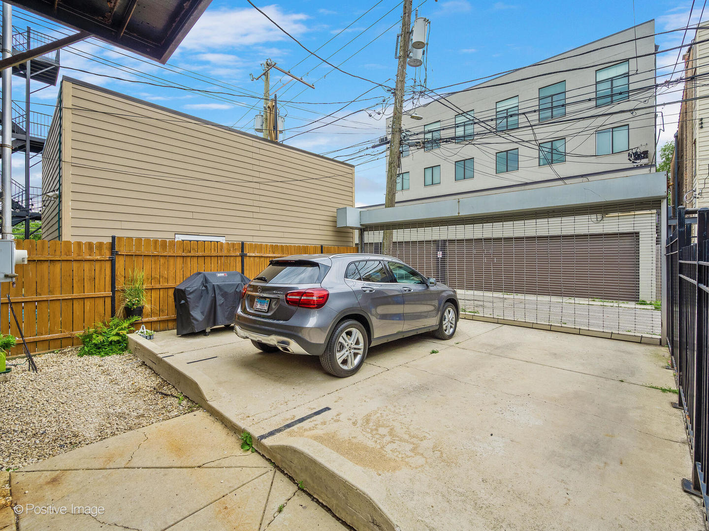 2427 West Rice Street, Unit 1 Chicago, IL 60622 - Photo 29 of 32