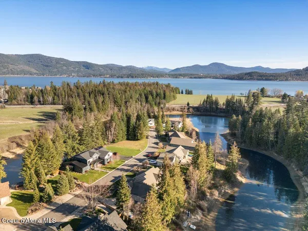 $1,274,999 | 212 Canoe Cove Lane, Sandpoint, ID 83864