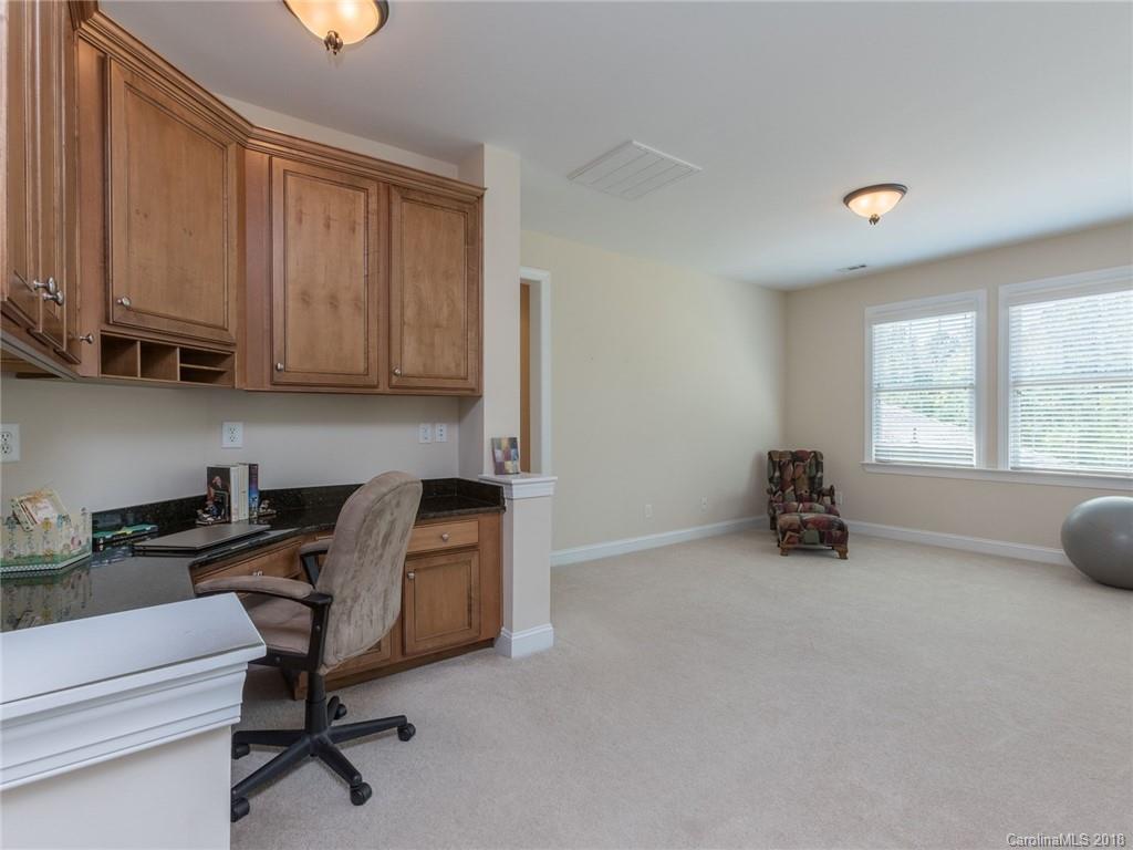 3325 Richard's Crossing Fort Mill, SC 29708 - Photo 24 of 36 a view of workspace and a window