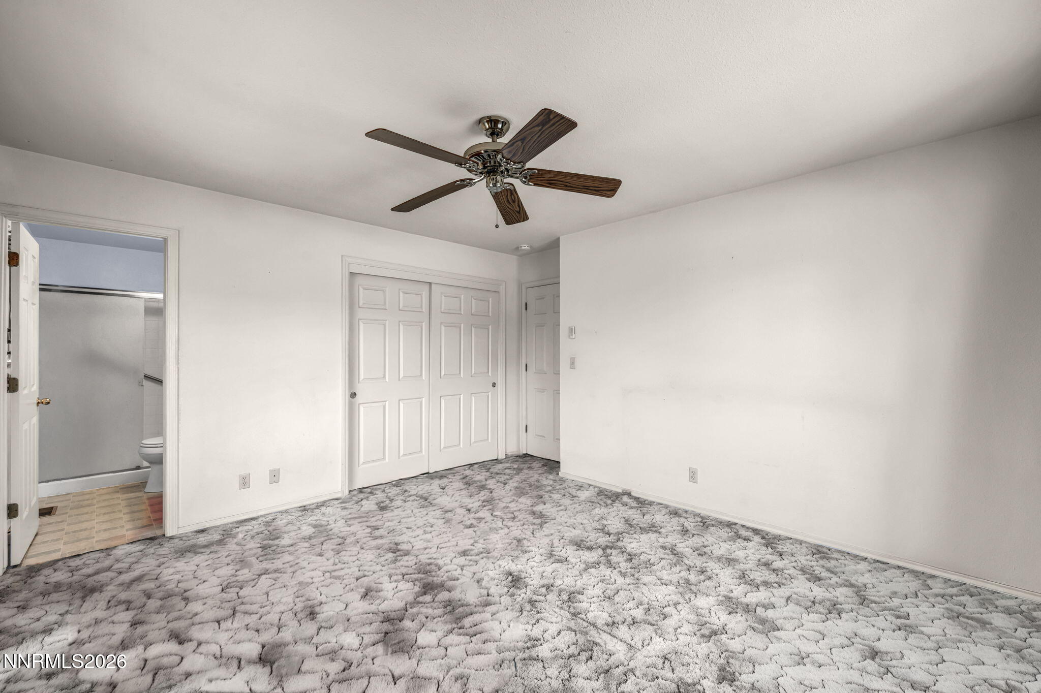 692 Lassen Way Gardnerville, NV 89460 - Photo 17 of 34 a view of a ceiling fan