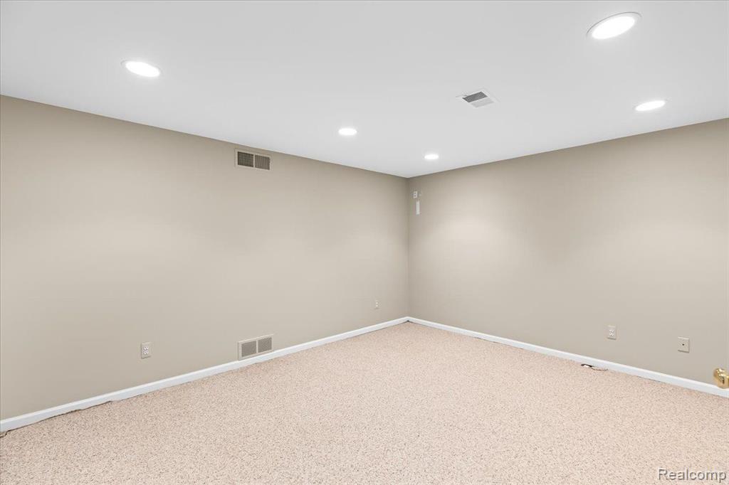 3411 Fairgrove Terrace Rochester Hills, MI 48309 - Photo 42 of 42