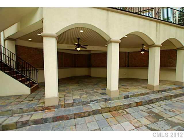 424 Hendon Row Fort Mill, SC 29715 - Photo 13 of 15 Gallery Image 13