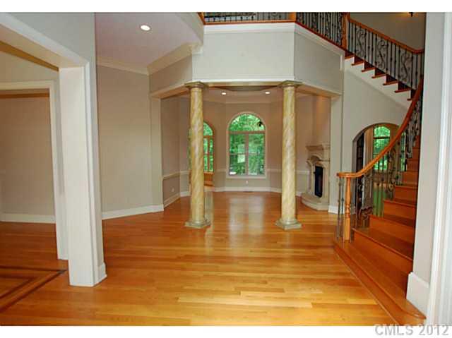 424 Hendon Row Fort Mill, SC 29715 - Photo 3 of 15 Gallery Image 3