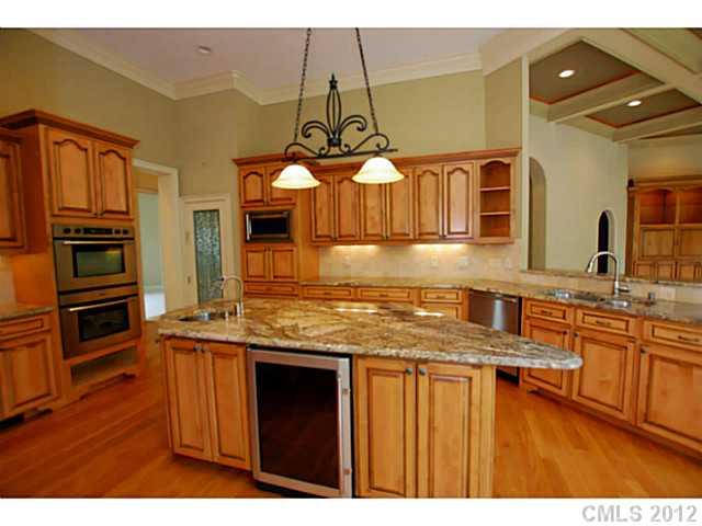 424 Hendon Row Fort Mill, SC 29715 - Photo 4 of 15 Gallery Image 4