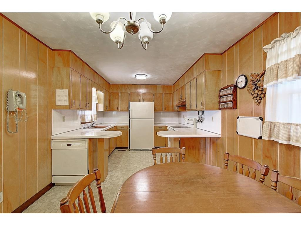 609 Old Stage Road Gray, TN 37615 - Photo 9 of 11 Photo 9