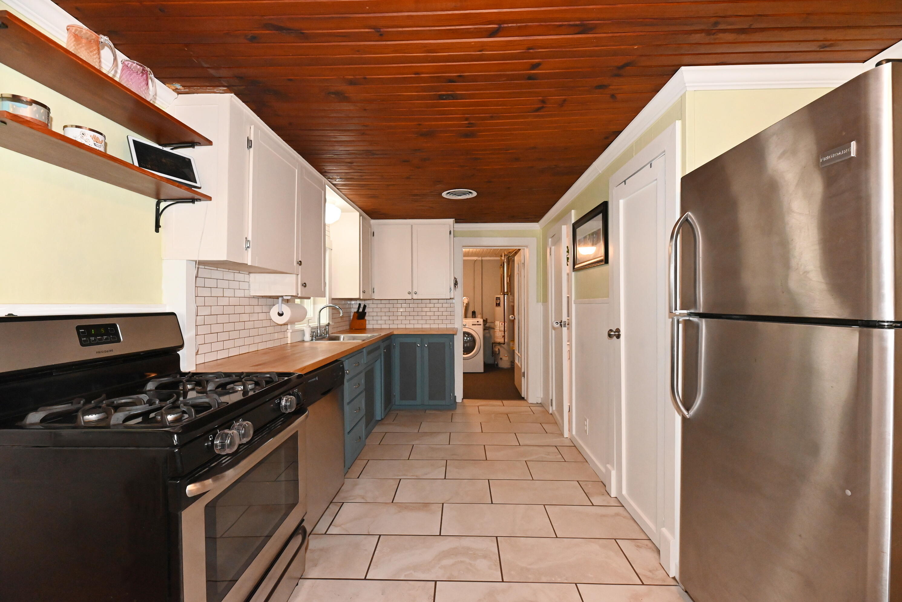 14449 State Road Spring Lake, MI 49456 - Photo 11 of 41 DSC_4890