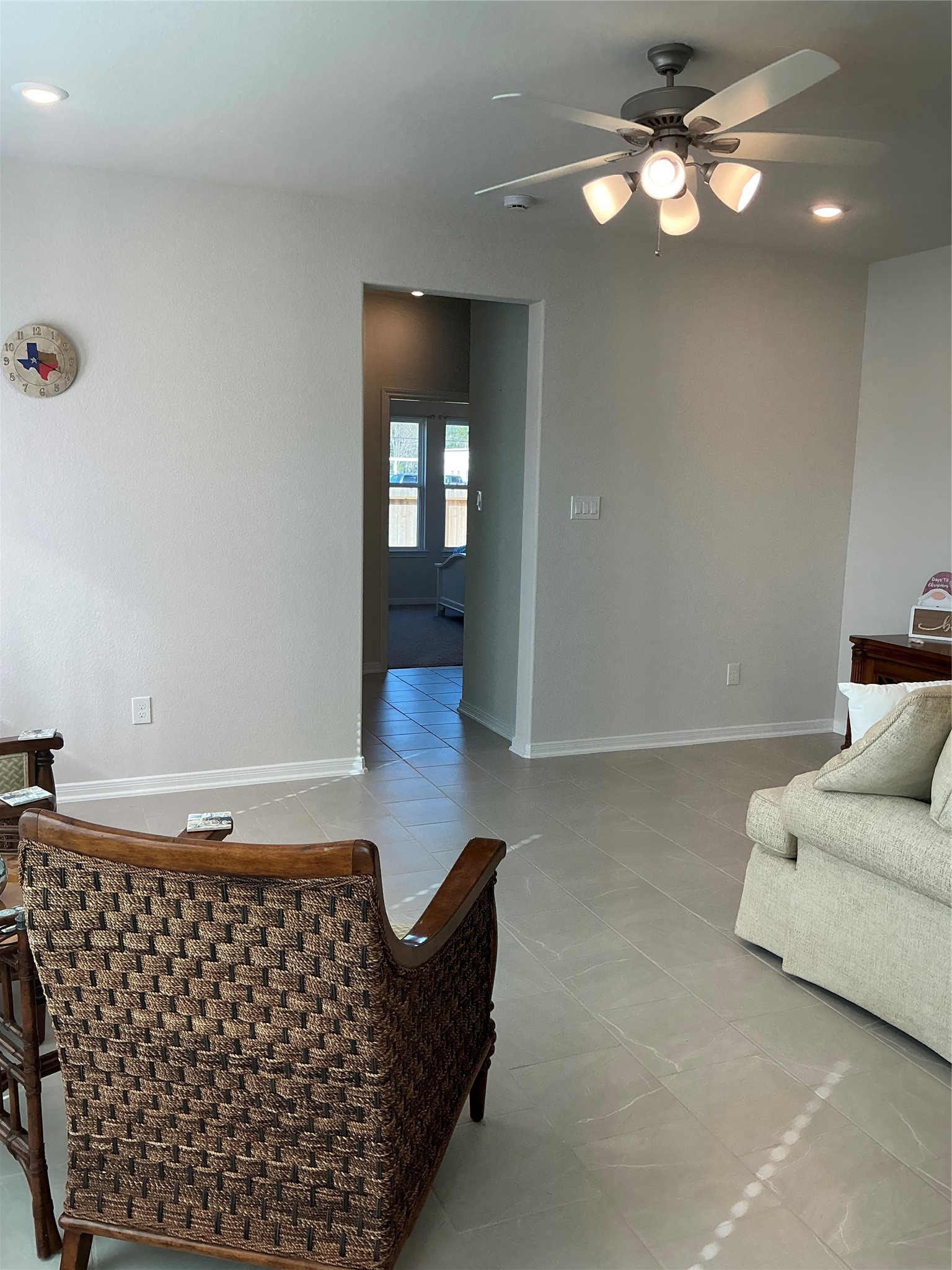 1372 Mixander Way La Porte, TX 77571 - Photo 3 of 13