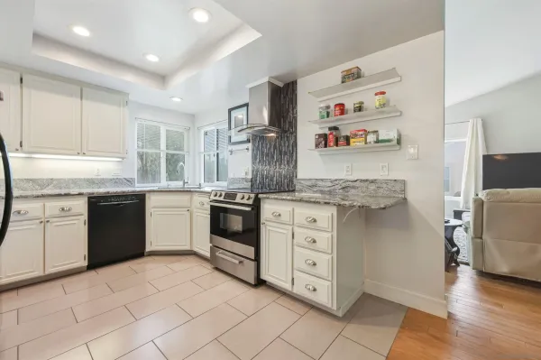 $725,000 | 12728 Camino De La Breccia, Unit 13, San Diego, CA 92128