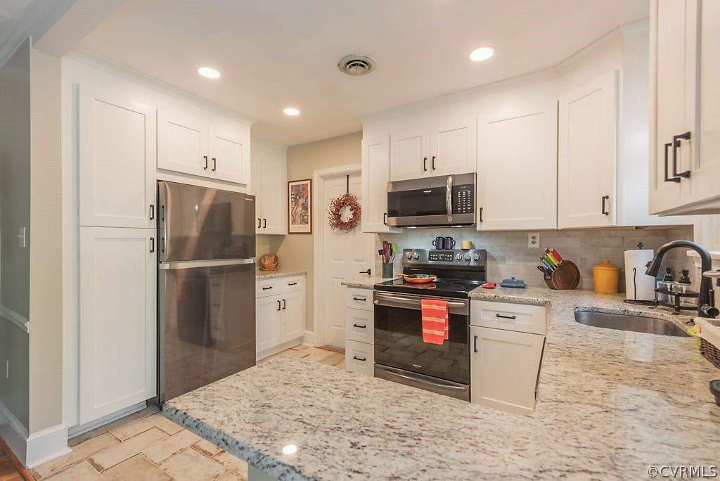 2614 Maplewood Road Henrico, VA 23228 - Photo 12 of 45 Gallery Image 12