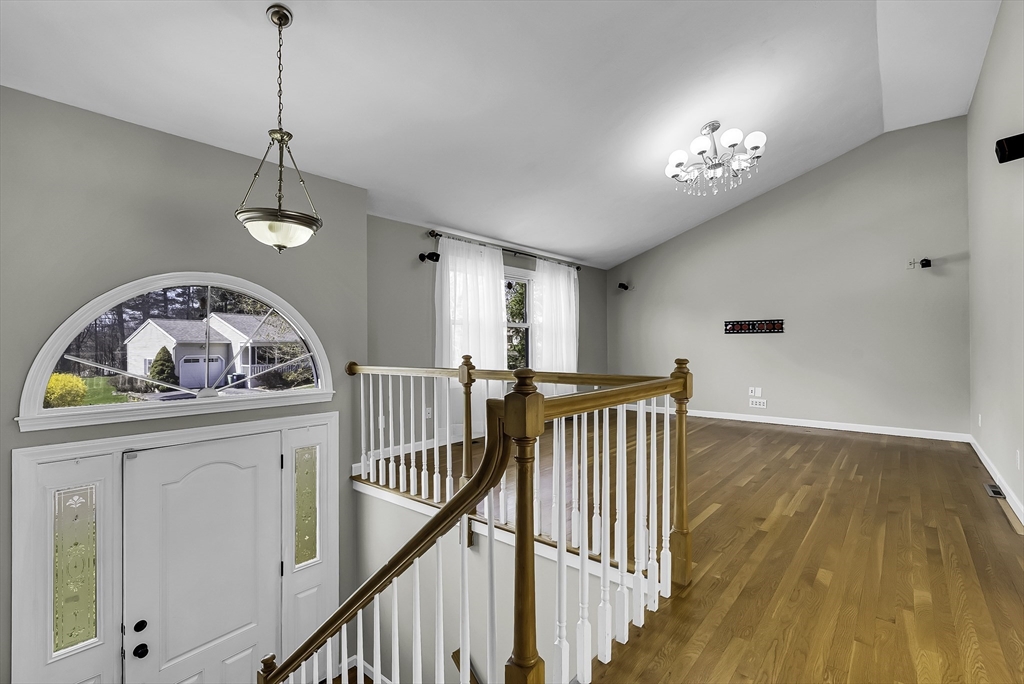12 Sycamore Road Shrewsbury, MA 01545 - Photo 10 of 38 Gallery Image 10