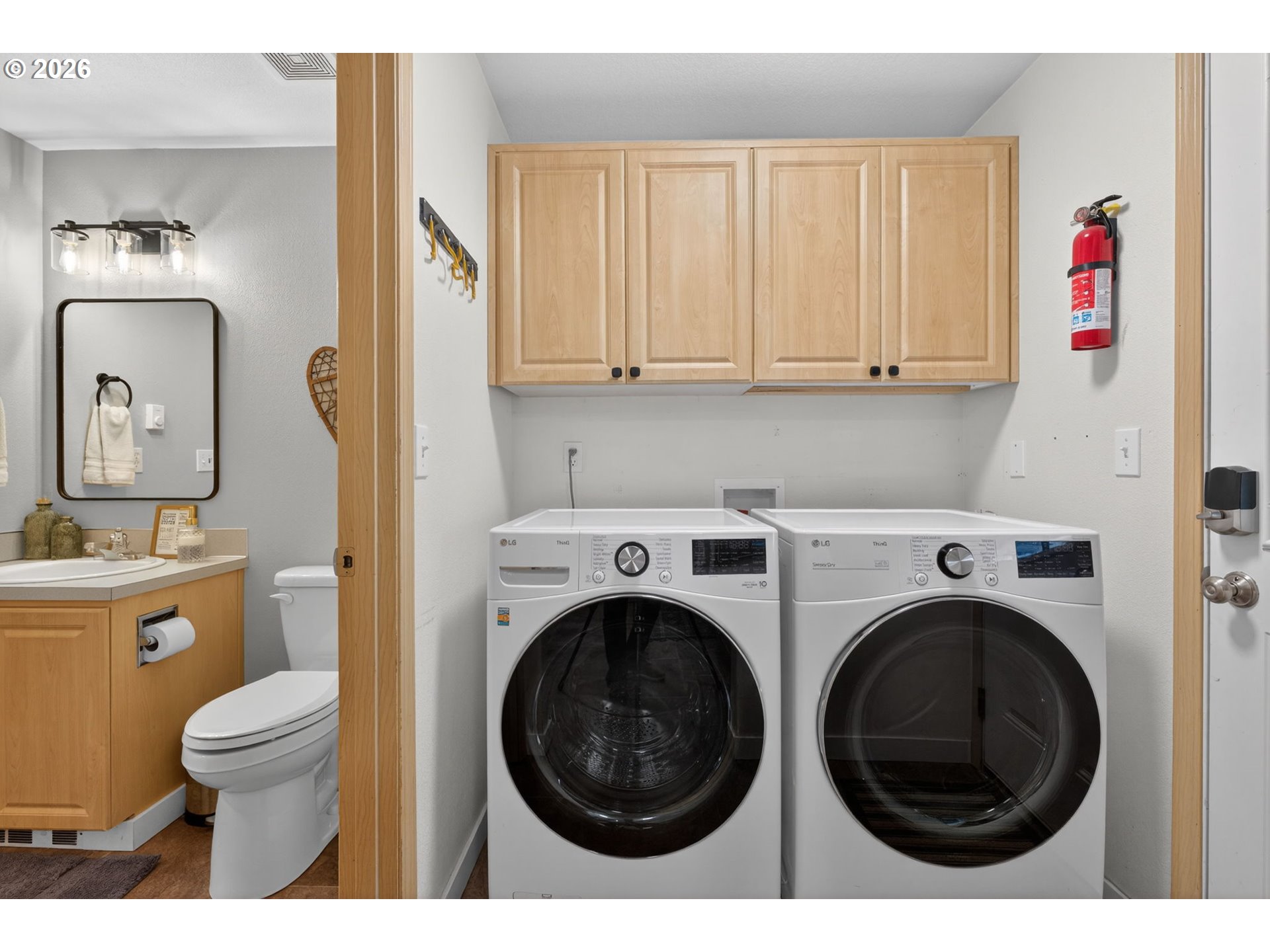 27420 East Welches Road Welches, OR 97067 - Photo 21 of 47 Laundry