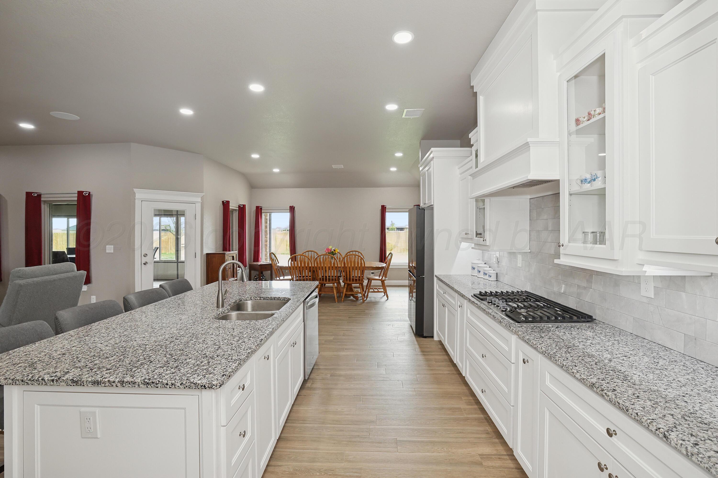 13466 Antenor Road Amarillo, TX 79124 - Photo 12 of 48 10-Kitchen & Dining