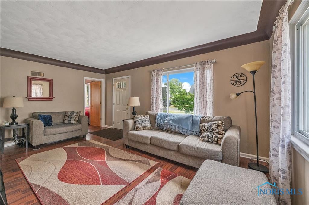 5030 Goodwill Road Toledo, OH 43613 - Photo 8 of 32 Gallery Image 8