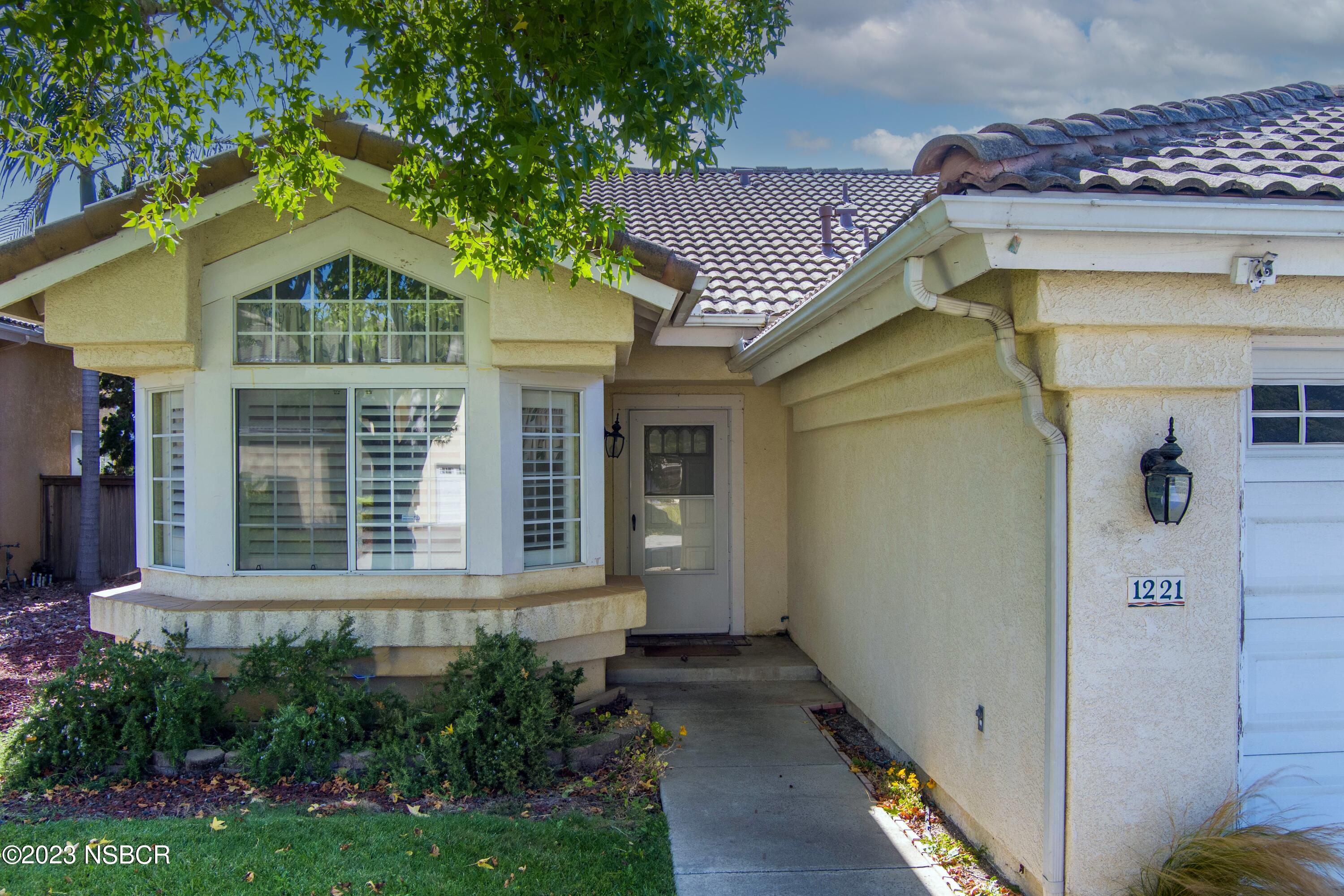 1221 Westbrook Drive Lompoc, CA 93436 - Photo 2 of 20 002_Entry