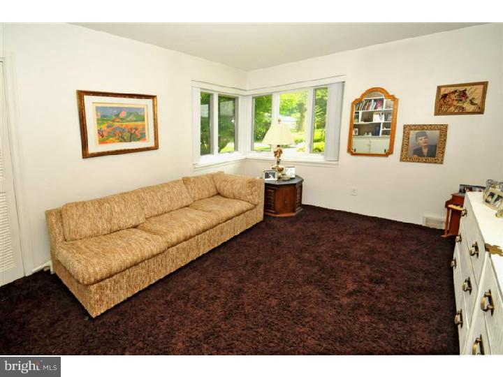 8104 Heacock Lane Wyncote, PA 19095 - Photo 13 of 18 Bedroom 3