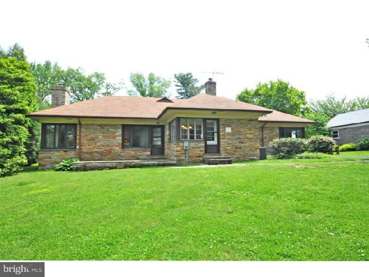 8104 Heacock Lane Wyncote, PA 19095 - Photo 15 of 18 Exterior Back