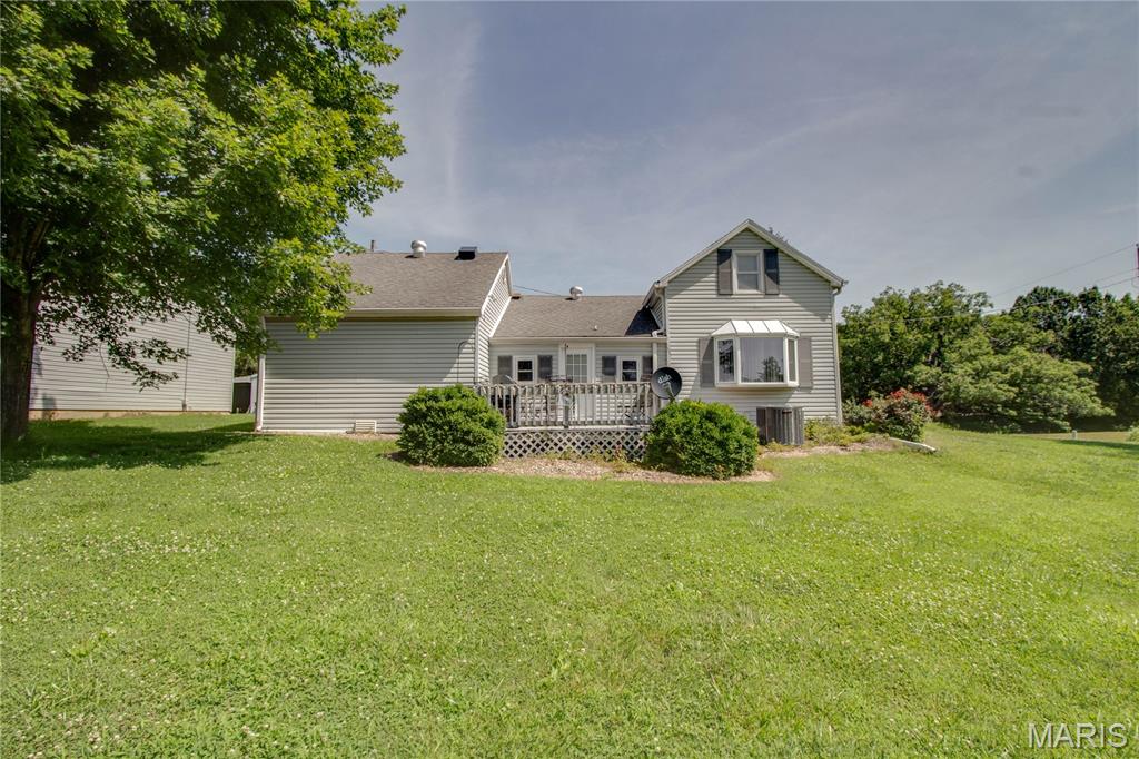 18907 Grange Hall Road Brighton, IL 62012 - Photo 38 of 47