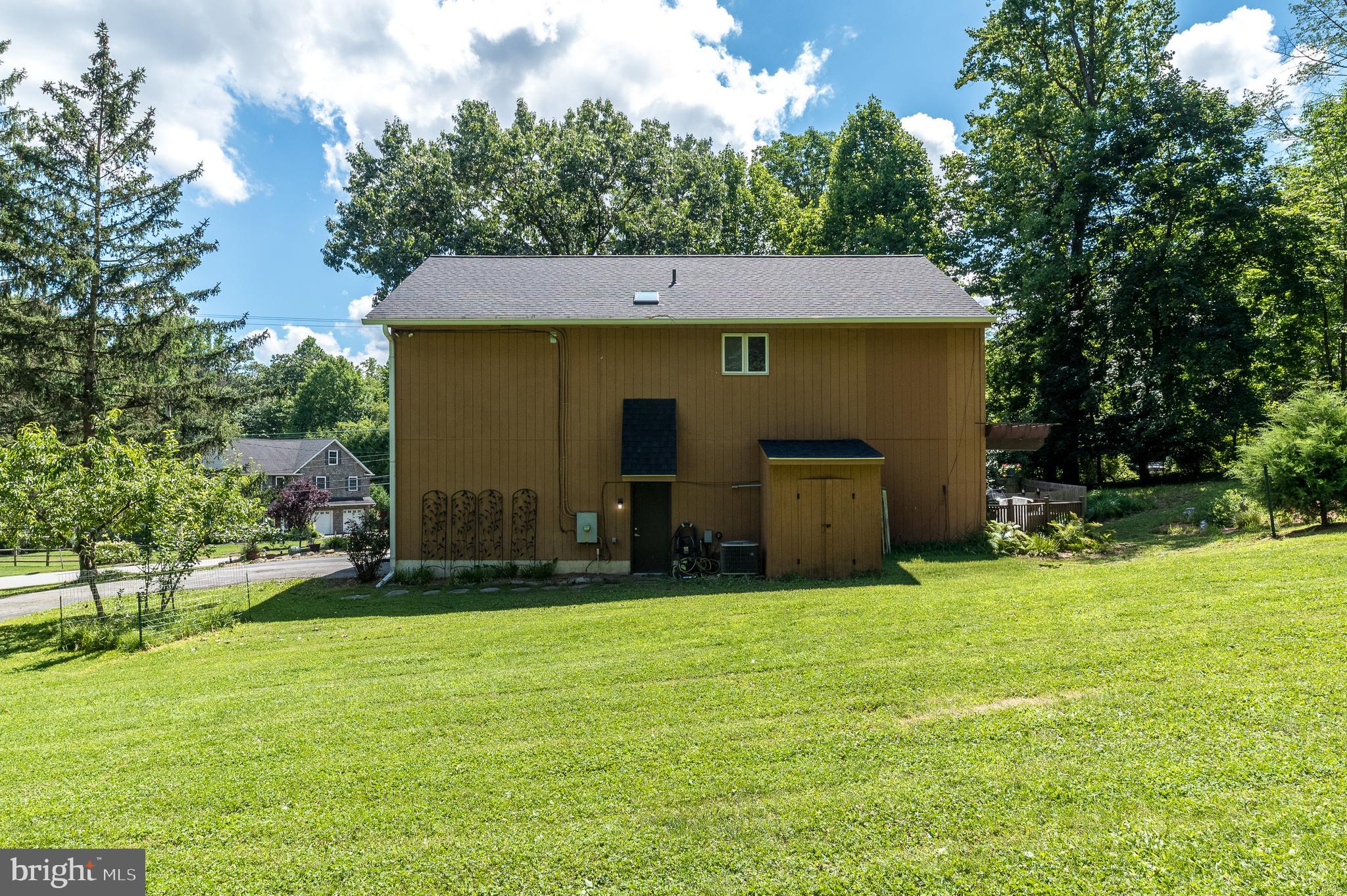 329 Biddle Drive Exton, PA 19341 - Photo 49 of 50 Side of House