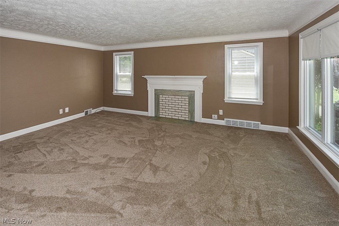 1651 Lyndhurst Road Lyndhurst, OH 44124 - Photo 9 of 34