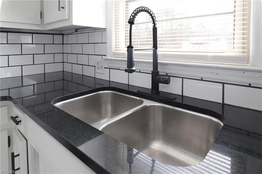 9729 Highway 700 Pelham, NC 27311 - Photo 13 of 29