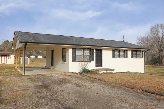 $279,900 | 9729 Highway 700, Pelham, NC 27311