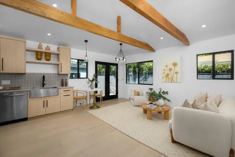 $4,195,000 | 434 Bonair Street, La Jolla, CA 92037