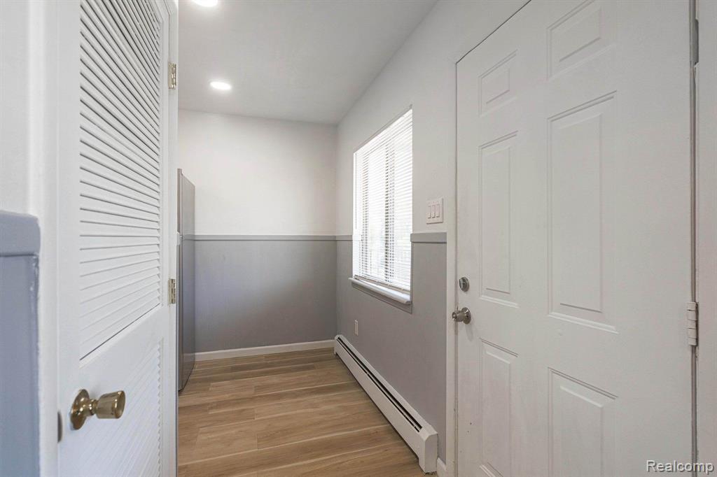 2475 South Commerce Road, Unit 10 Walled Lake, MI 48390 - Photo 13 of 31