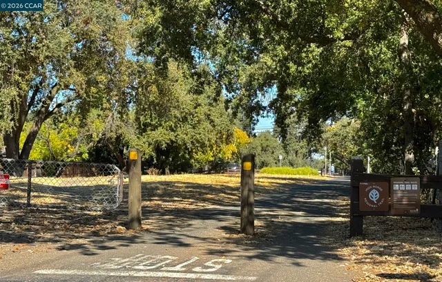 $699,000 | 442 Westcliffe Place, Walnut Creek, CA 94596