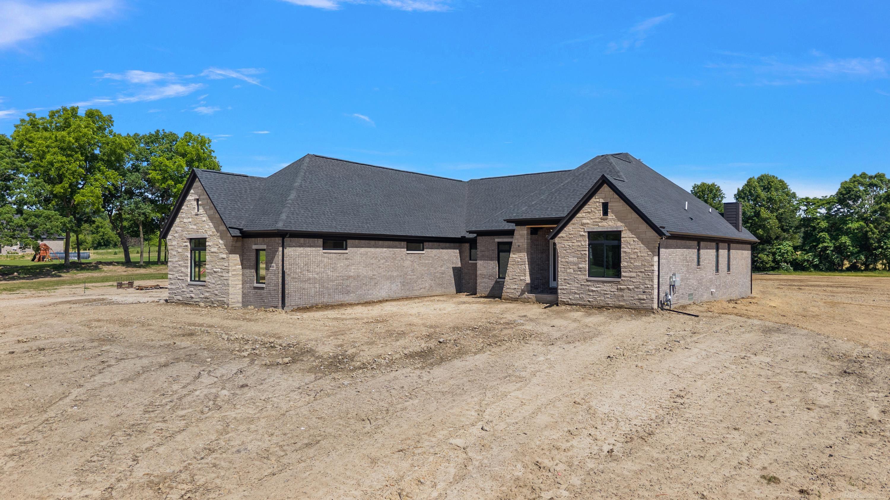 4025 Taft Road Romeo, MI 48065 - Photo 8 of 31