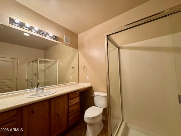 $1,995 | 20660 North 40th Street, Unit 2136, Phoenix, AZ 85050