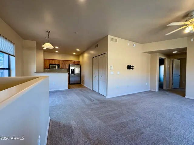 $2,295 | 20660 North 40th Street, Unit 2136, Phoenix, AZ 85050