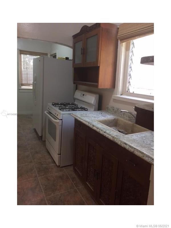 2002 Alton Road, Unit COTTAGE Miami Beach, FL 33140 - Photo 4 of 9