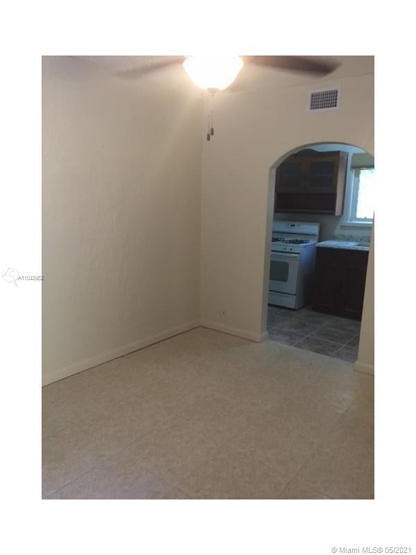 2002 Alton Road, Unit COTTAGE Miami Beach, FL 33140 - Photo 6 of 9