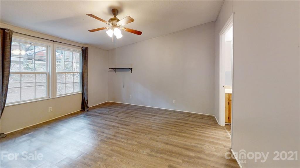 3871 Tower Road Maiden, NC 28650 - Photo 3 of 34 Gallery Image 3