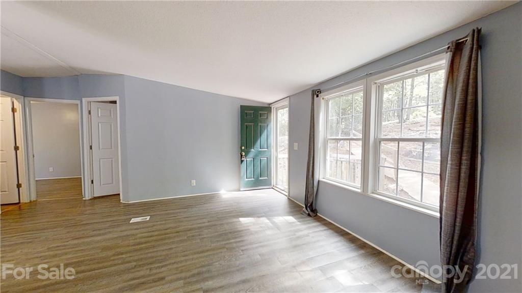 3871 Tower Road Maiden, NC 28650 - Photo 4 of 34 Gallery Image 4