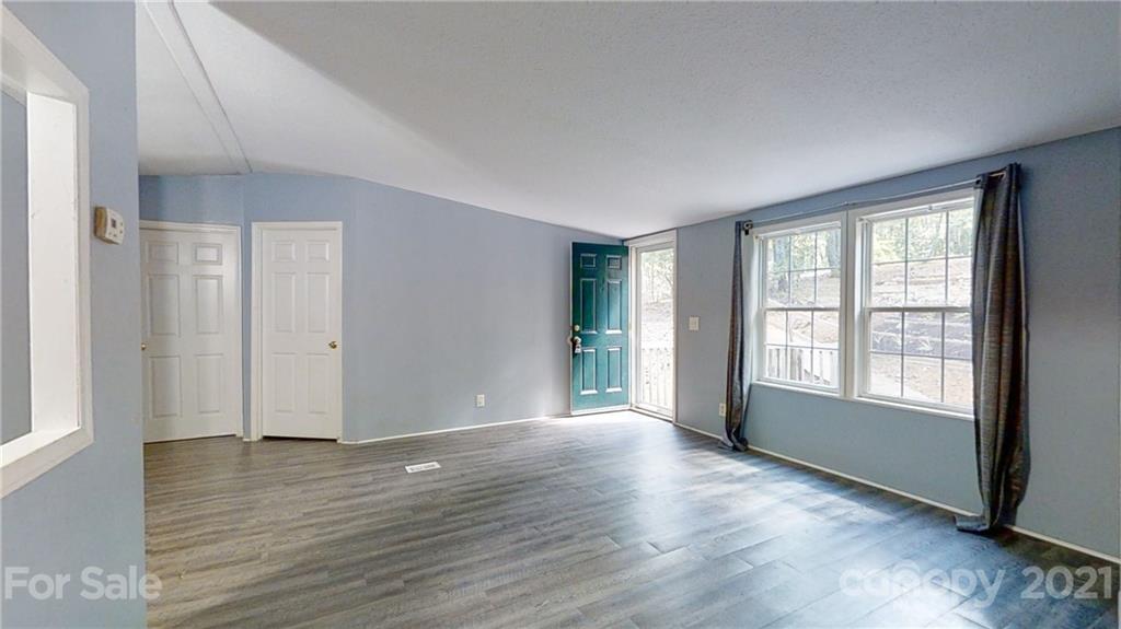3871 Tower Road Maiden, NC 28650 - Photo 5 of 34 Gallery Image 5