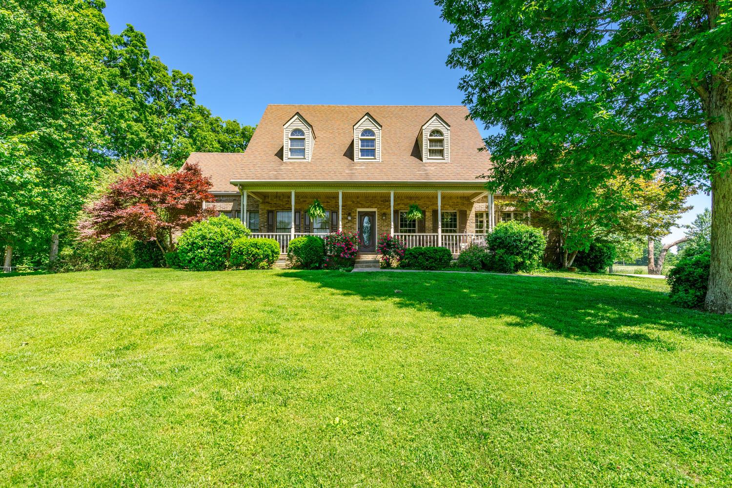 1805 Walter Road Clarksville, TN 37043 - Photo 1 of 29 Gallery Image 1
