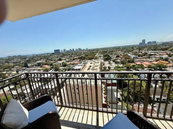 $4,950 | 3232 Coral Way, Unit 1601, Miami, FL 33145