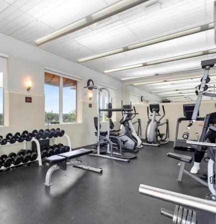 $4,950 | 3232 Coral Way, Unit 1601, Miami, FL 33145