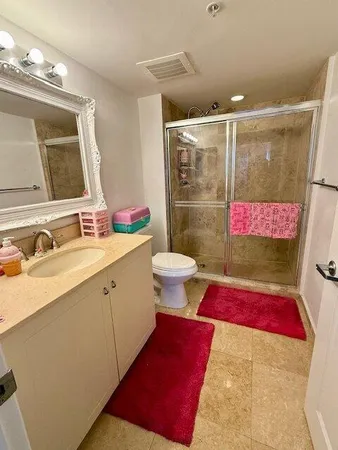 $4,950 | 3232 Coral Way, Unit 1601, Miami, FL 33145