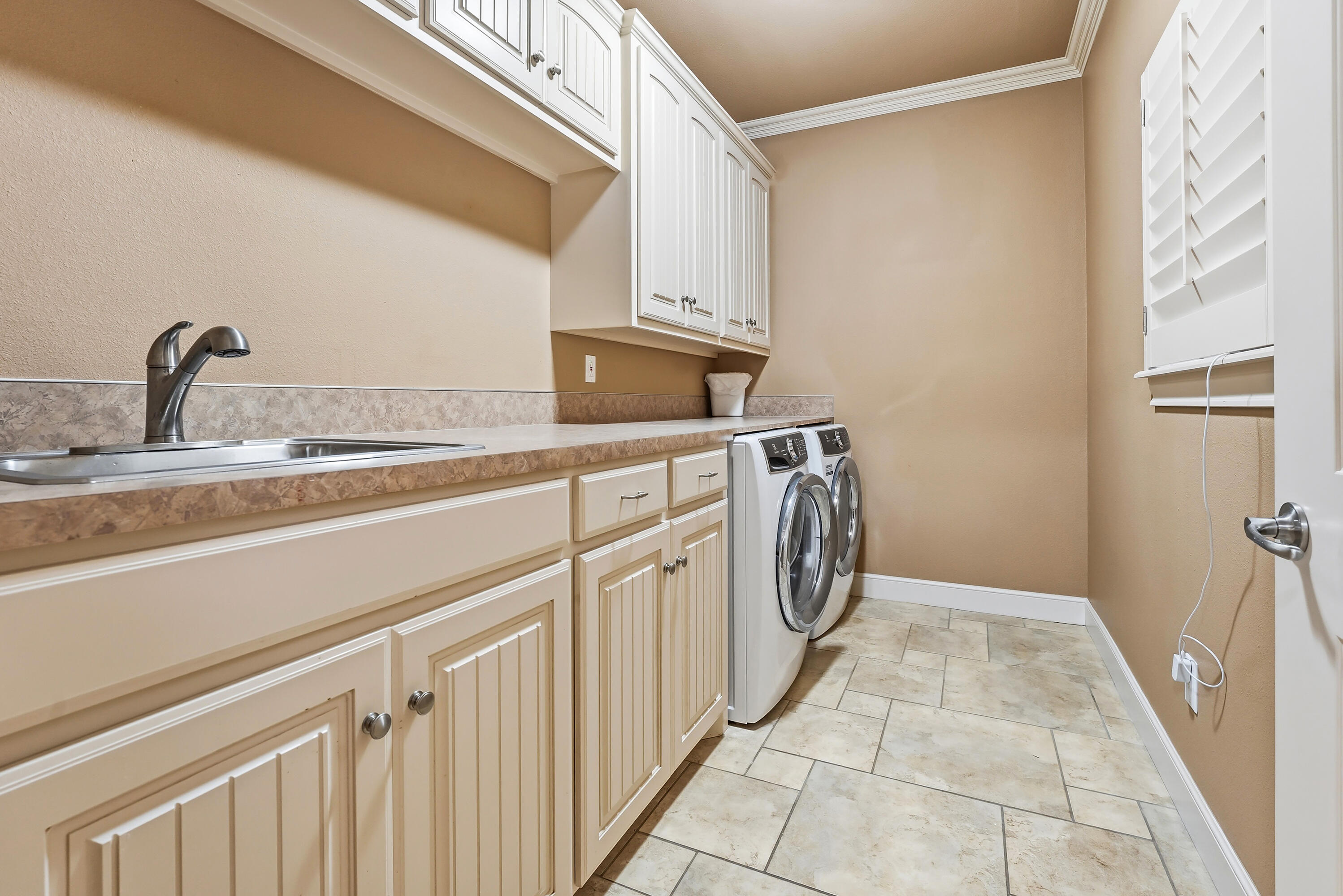 3920 100th Street Lubbock, TX 79423 - Photo 42 of 45 DSC09972